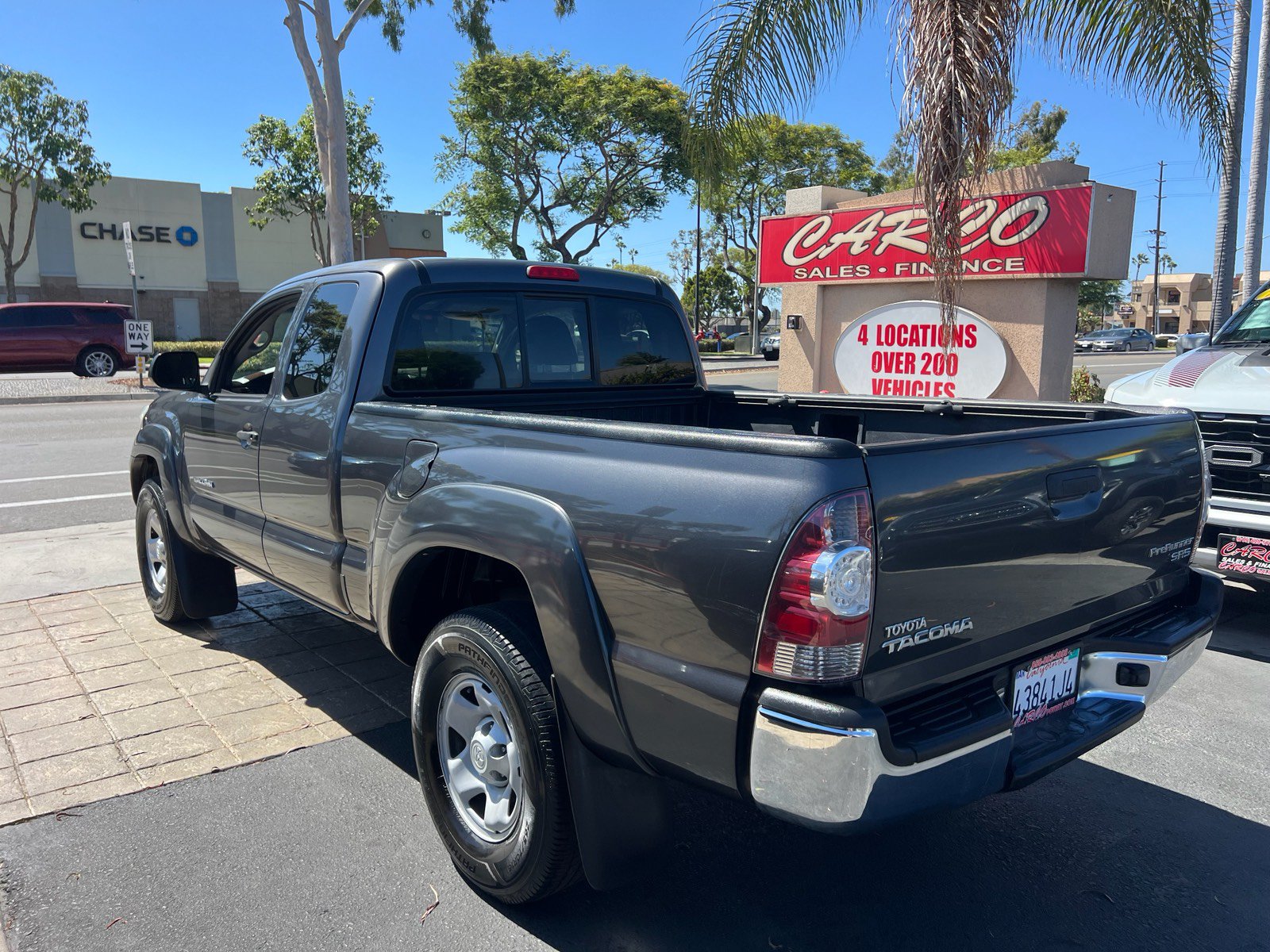 Used 2012 Toyota Tacoma PreRunner w/ SR5 Pkg RWD image 6
