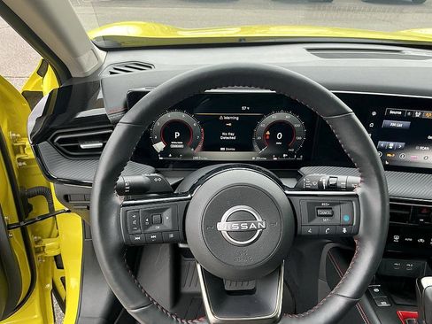 Certified 2025 Nissan Kicks SR w/ SR Premium Package image 15