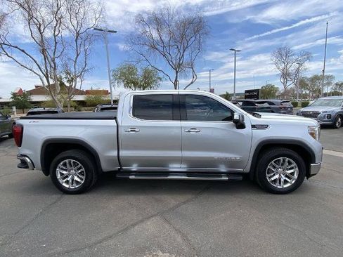 Used 2021 GMC Sierra 1500 SLT AWD/4WD image 2