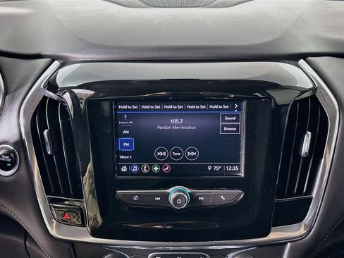 Used 2020 Chevrolet Traverse LS FWD image 19