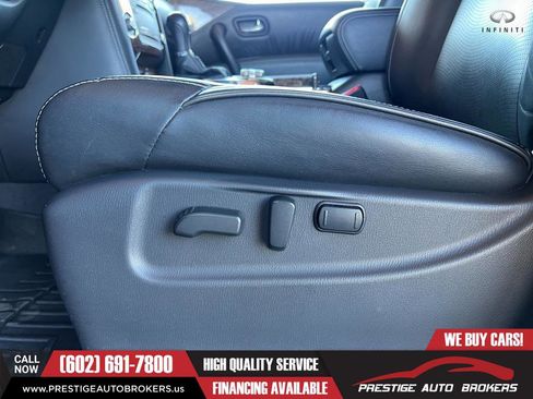 Used 2017 INFINITI QX80 Limited w/ Driver Assistance Package image 21