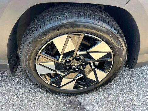 Certified 2024 Hyundai Kona SEL w/ Convenience Package FWD image 9