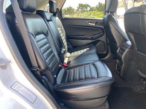 Used 2024 Ford Edge SEL image 36