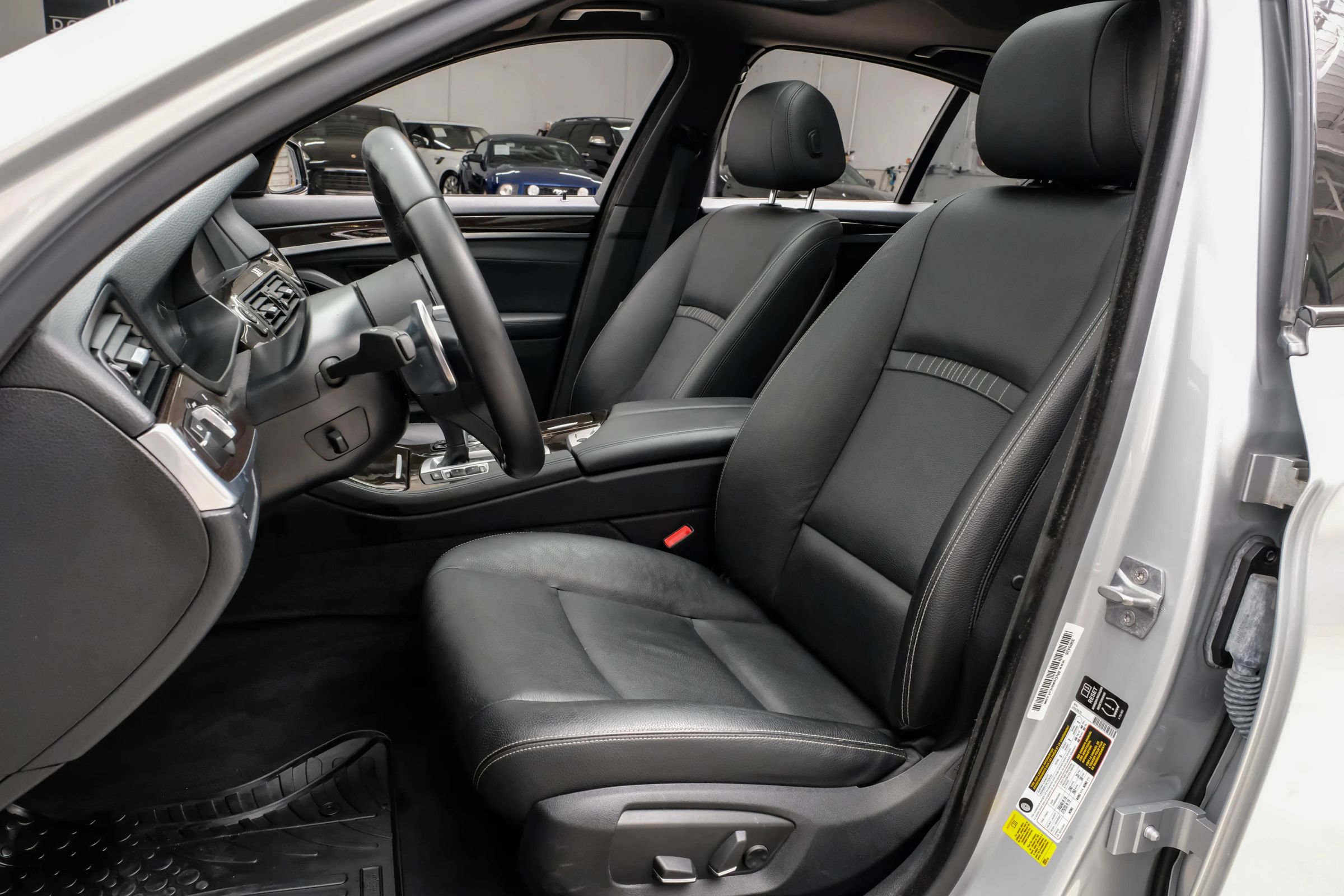 Used 2014 BMW 535i Sedan RWD image 32