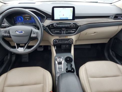 Used 2020 Ford Escape Titanium w/ Titanium Premium Package 2.0 AWD/4WD image 33
