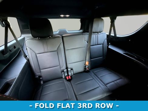 Used 2024 Chevrolet Suburban RST w/ Luxury Package AWD/4WD image 26
