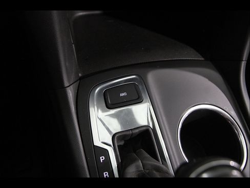 Certified 2021 Chevrolet Equinox LS AWD/4WD image 15