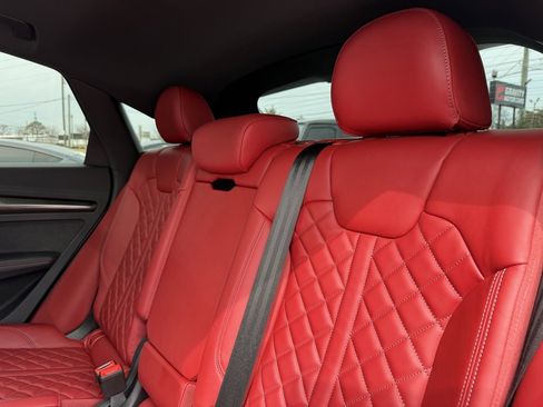 Used 2023 Audi SQ5 Premium Plus w/ Premium Plus Package image 28