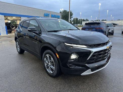 Used 2024 Chevrolet Blazer LT w/ LPO, Floor Liner Package AWD/4WD image 8