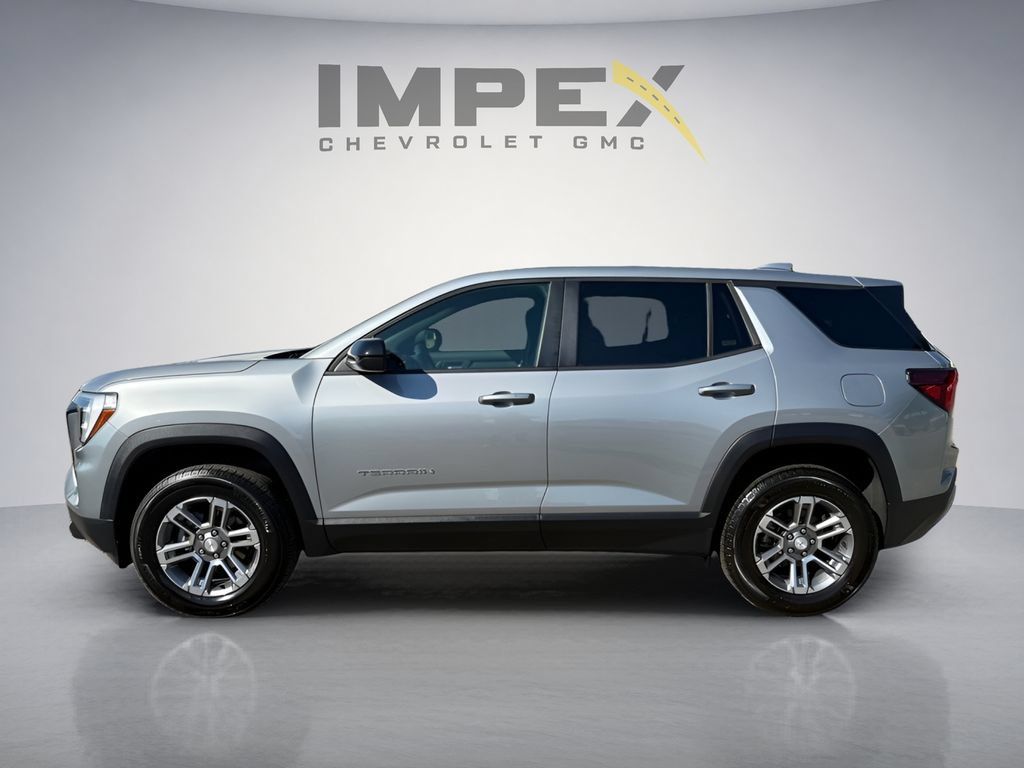 Used 2026 GMC Terrain Elevation FWD image 2