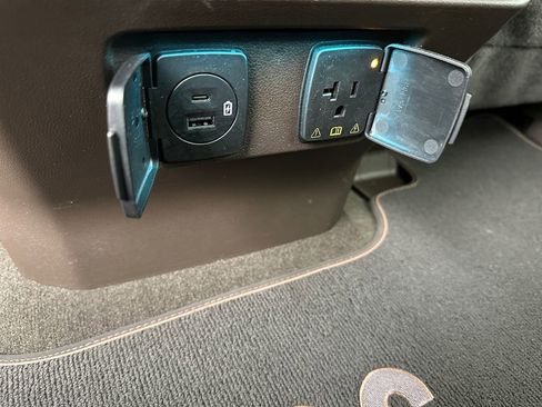 Used 2022 Ford F150 King Ranch w/ Equipment Group 601A High image 30