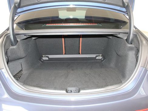 Used 2024 Mercedes-Benz C 300 Sedan image 9