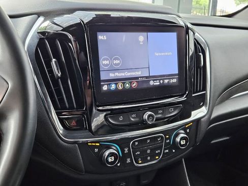 Used 2023 Chevrolet Traverse High Country AWD/4WD image 15