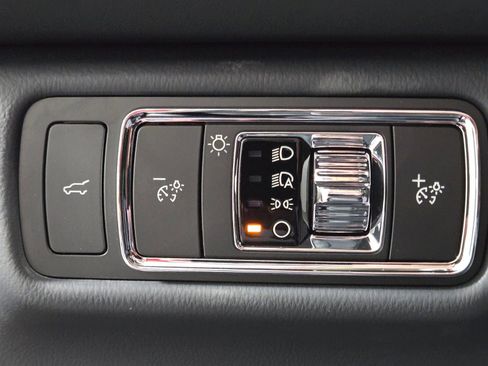 New 2026 Lincoln Aviator 2WD w/ Jet Appearance Package image 24