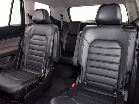 Used 2023 Volkswagen Atlas SEL Premium image 28