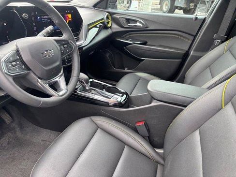 Used 2025 Chevrolet Trax ACTIV w/ Driver Confidence Package image 20