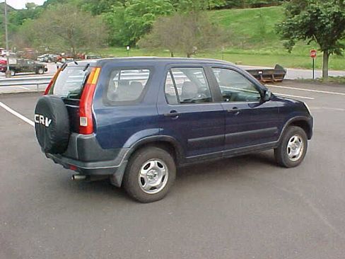 Used 2003 Honda CR-V LX image 4