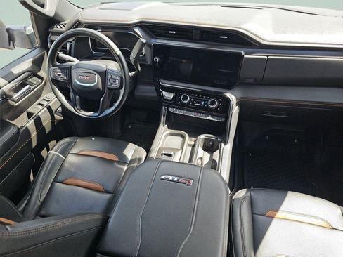 Used 2024 GMC Sierra 3500 AT4 w/ AT4 Preferred Package AWD/4WD image 29
