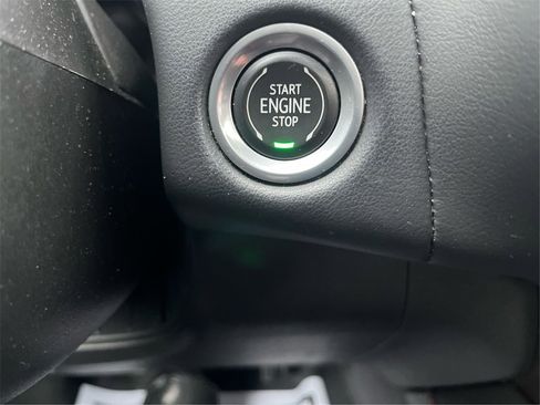 Used 2022 Chevrolet Suburban RST image 49