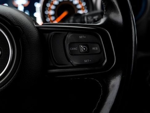 Used 2021 Jeep Wrangler Sport image 23