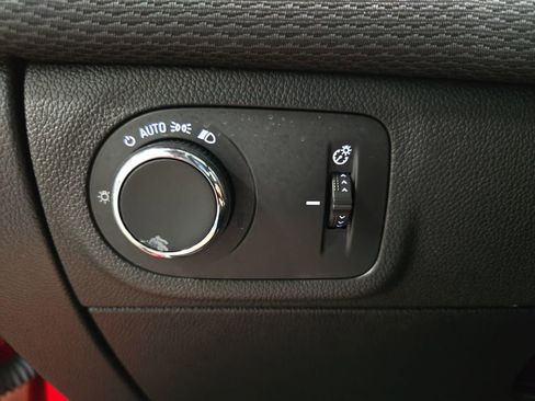 Certified 2019 Chevrolet Cruze LS FWD image 24