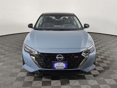 New 2025 Nissan Sentra SR w/ SR Premium Package FWD image 10