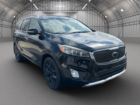 Used 2017 Kia Sorento SX FWD image 3