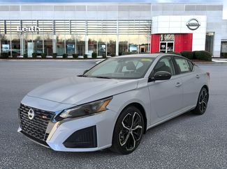 New 2025 Nissan Altima 2.5 SR w/ SR Premium Package video 1