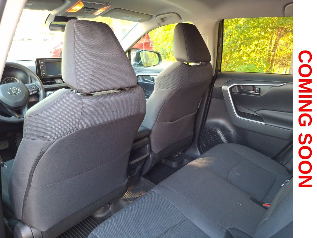 Used 2019 Toyota RAV4 LE w/ All Weather Liner Package AWD/4WD image 11