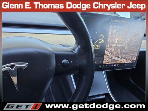 Used 2017 Tesla Model 3 Standard Range image 18