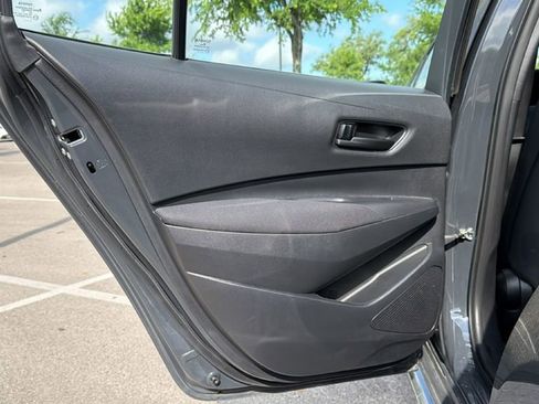 Certified 2024 Toyota Corolla LE image 33