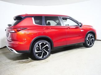 New 2025 Mitsubishi Outlander SE video 2