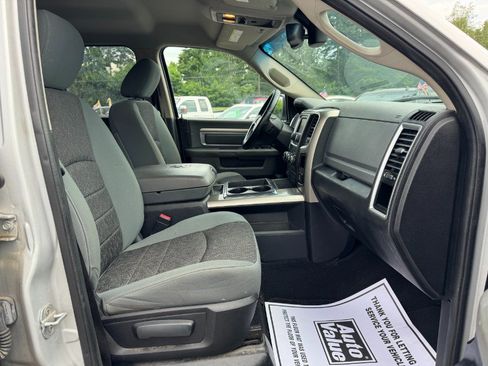 Used 2013 RAM 1500 Classic SLT w/ Remote Start & Security Group AWD/4WD image 18
