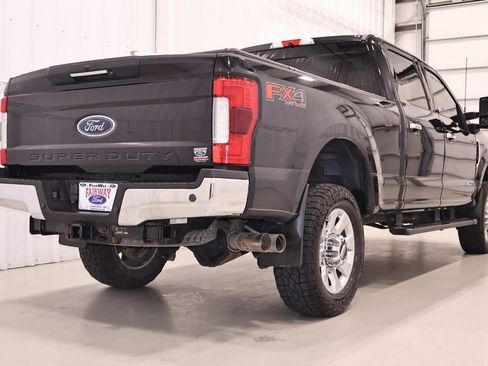 Certified 2019 Ford F350 Lariat w/ Lariat Ultimate Package AWD/4WD image 10