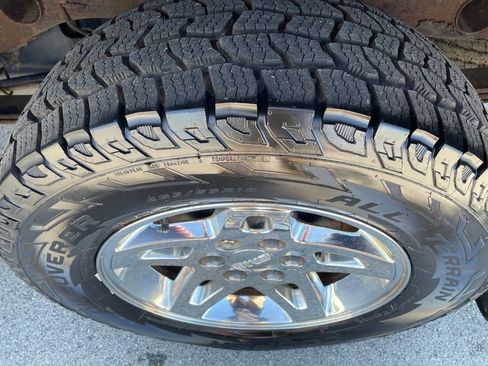 Used 2009 GMC Sierra 1500 SLT AWD/4WD image 29