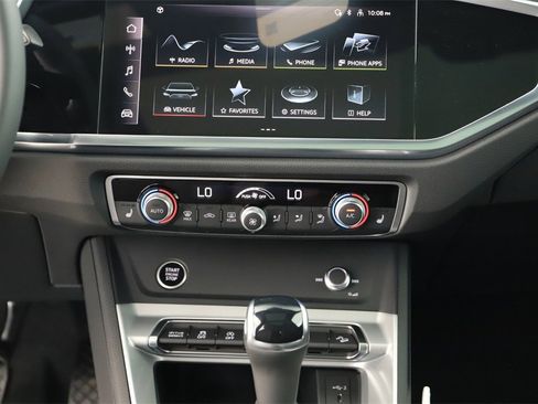 New 2025 Audi Q3 2.0T Premium image 20
