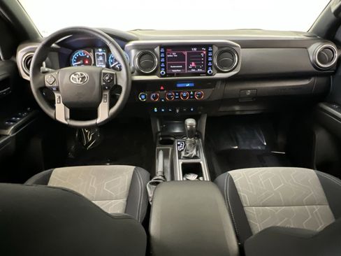 Used 2023 Toyota Tacoma TRD Sport w/ Technology Package image 21