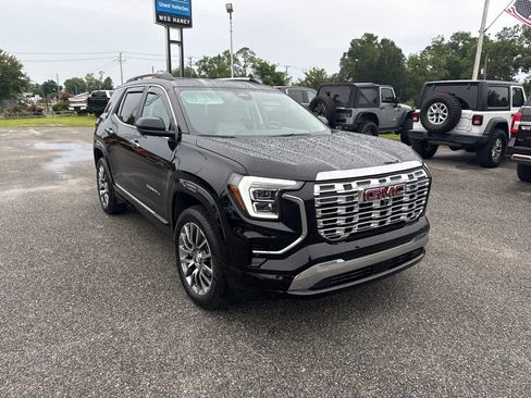 Used 2026 GMC Terrain Denali AWD/4WD image 2