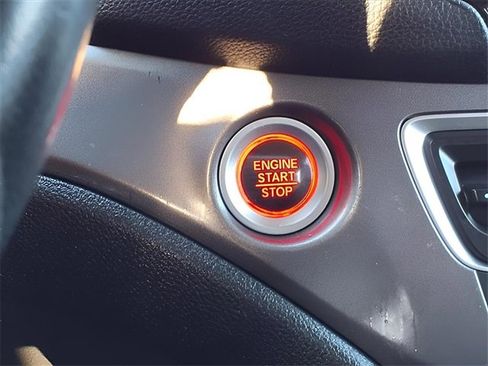 Used 2016 Honda Pilot EX-L image 11