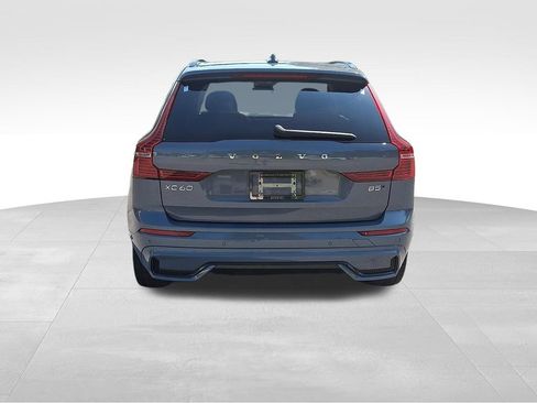 Used 2023 Volvo XC60 B5 Plus AWD/4WD image 5