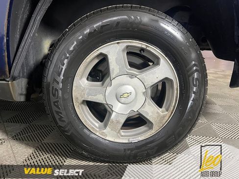 Used 2004 Chevrolet TrailBlazer LS w/ LS Preferred Equipment Group AWD/4WD image 25
