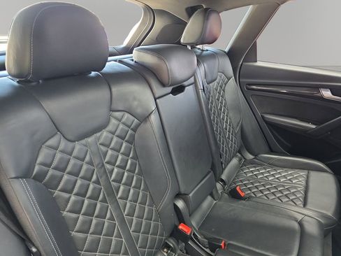 Used 2020 Audi SQ5 Premium Plus w/ Premium Plus Package image 25