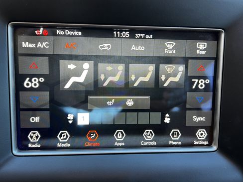 Used 2018 Jeep Grand Cherokee Limited image 25