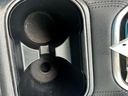 Used 2023 Subaru Outback Premium image 54