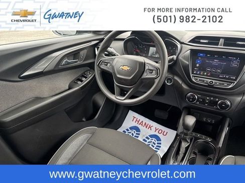 Used 2022 Chevrolet TrailBlazer LT w/ Convenience Package image 24