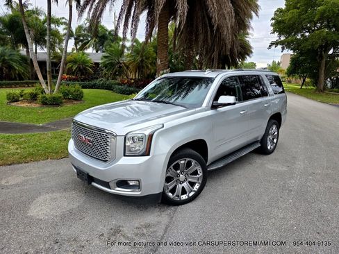 Used 2015 GMC Yukon Denali w/ Open Road Package image 14