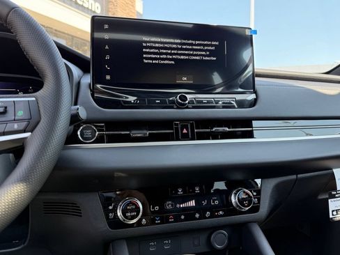 New 2026 Mitsubishi Outlander SEL Black Edition FWD image 27