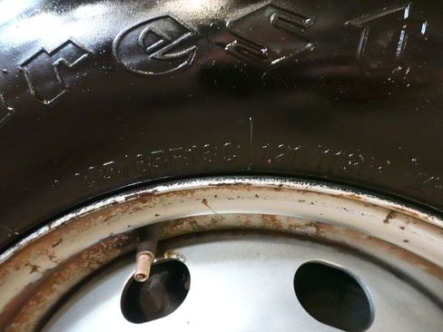 Used 2018 Ford Transit 250 130 Low Roof image 25