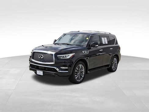 Used 2020 INFINITI QX80 Luxe w/ 22" Wheel Package RWD image 2