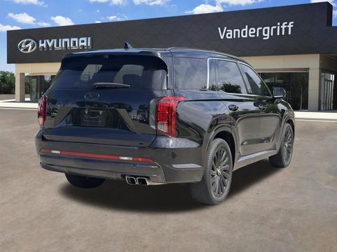 Used 2024 Hyundai Palisade Calligraphy image 10